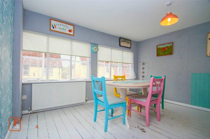 3 Bedroom Flat To Rent In High Street, Needham Market, Ipswich, Suffolk, IP6