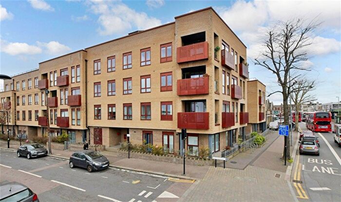 1 Bedroom Flat For Sale In Tallack Road, Leyton, E10