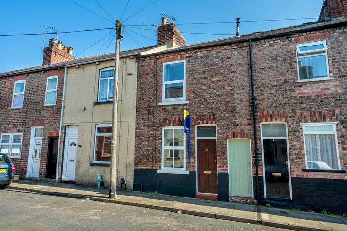 2 Bedroom Terraced House To Rent In Oak Street, York, YO26