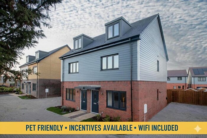 3 Bedroom Town House To Rent In Whitehouse, Milton Keynes, MK8