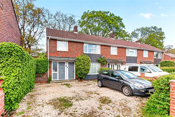 3 Bedroom End Of Terrace House For Sale In Balfour Crescent, Bracknell, Berkshire, RG12