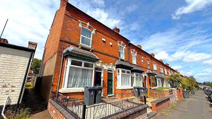 2 Bedroom End Of Terrace House For Sale In Midland Road, Cotteridge, Birmingham, B30