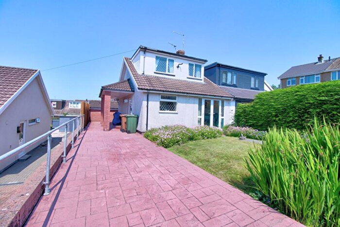 4 Bedroom Semi Detached House For Sale In Vancouver Drive, Blackwood, NP12