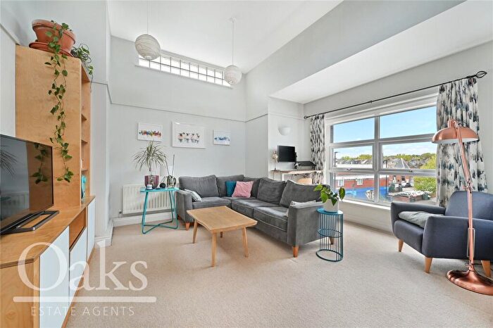 2 Bedroom Penthouse To Rent In Norwood Road, London, SE27