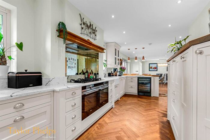 4 Bedroom Detached House For Sale In Great Oak Court, Hunsdon, SG12