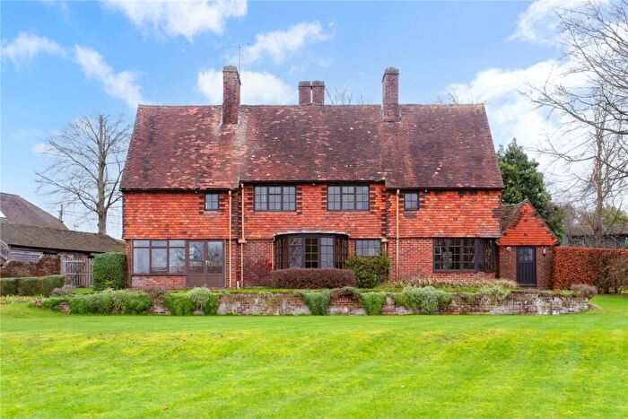 4 Bedroom Detached House To Rent In New Farm Road, Alresford, Hampshire, SO24
