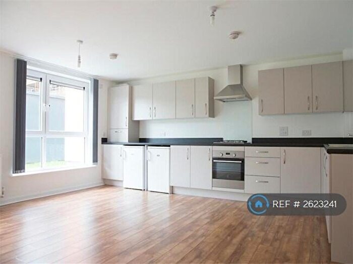 2 Bedroom Flat To Rent In Park Road, Aberdeen, AB24