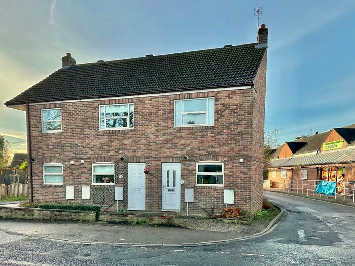 2 Bedroom End Of Terrace House To Rent In Long Street, Easingwold, York, YO61