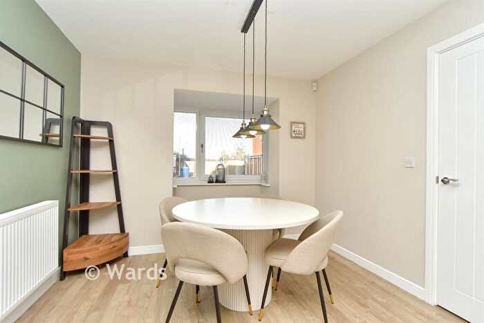 4 Bedroom Detached House For Sale In Nova Avenue, Faversham, Kent, ME13