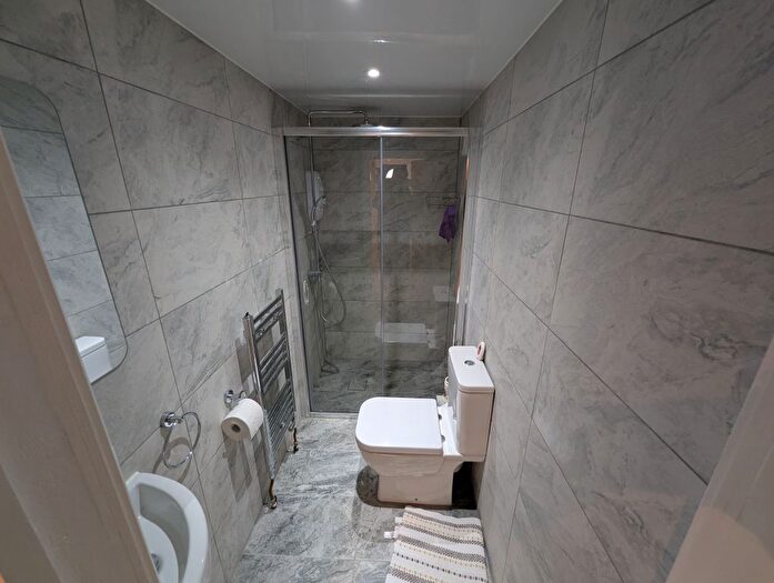 Studio To Rent In Kenton Lane, Harrow Weald, HA3