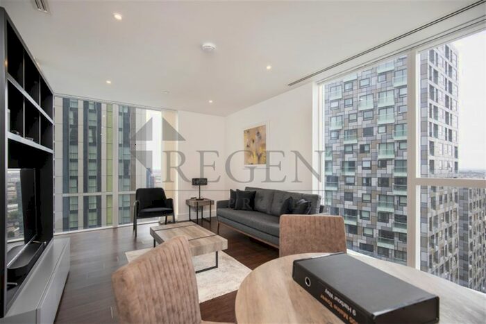 2 Bedroom Flat For Sale In Maine Tower, Harbour Way, E14