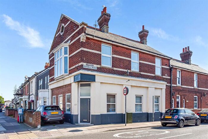 2 Bedroom Flat For Sale In Copnor Road, Portsmouth, PO3