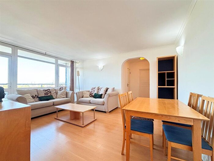 1 Bedroom Flat To Rent In Stuart Tower, Maida Vale, W9