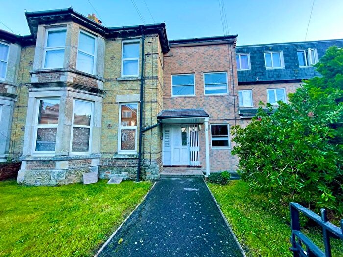 1 Bedroom Flat To Rent In Glendinning Avenue, Weymouth, DT4