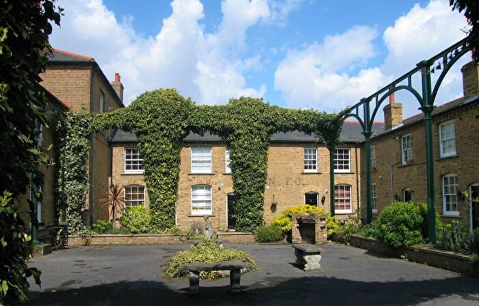 1 Bedroom Flat To Rent In Greenhill Court Woolwich, SE18