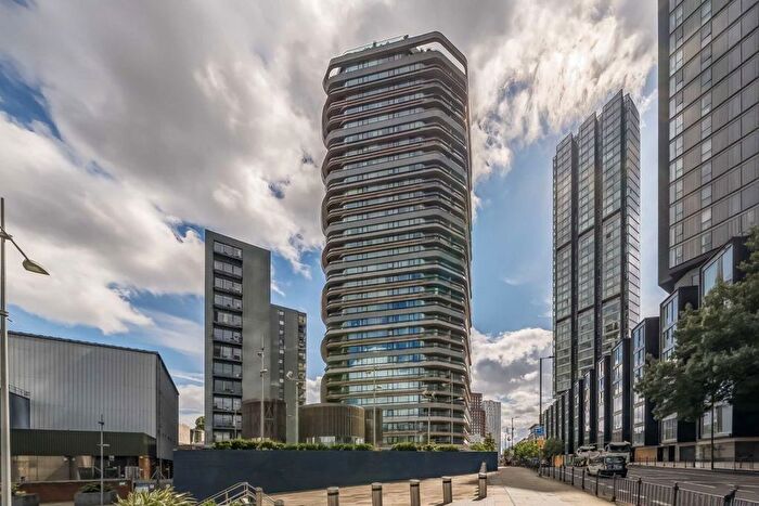 1 Bedroom Flat To Rent In City Road, Islington, EC1V