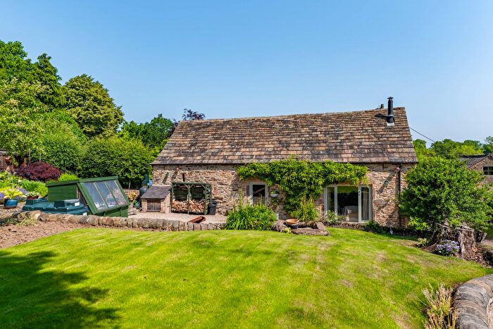 3 Bedroom Detached House For Sale In Pocknedge Lane, Holymoorside, S42