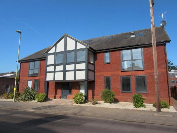 1 Bedroom Flat To Rent In Albert Street, Fleet, GU51