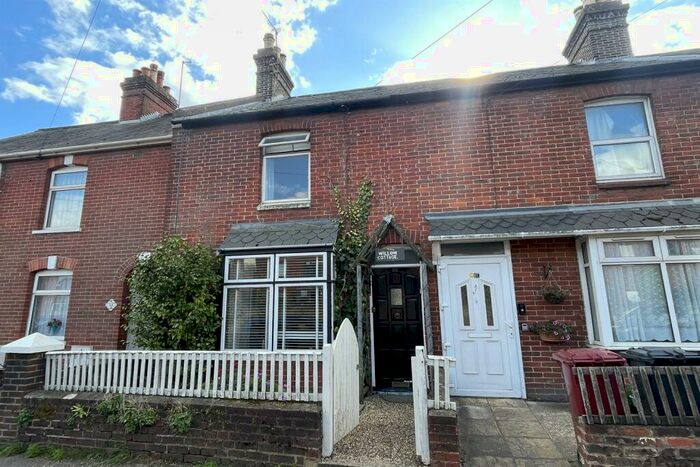 2 Bedroom Terraced House To Rent In Petersfield Road, Midhurst, GU29