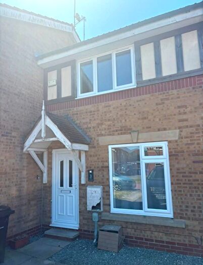 2 Bedroom House To Rent In The Cotswolds, Hull, HU9