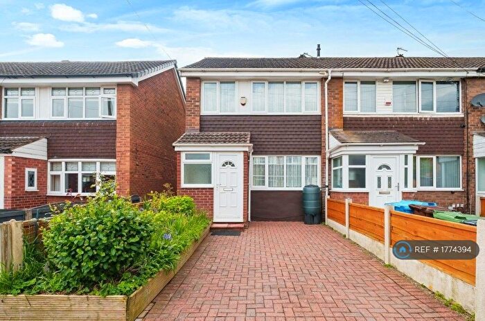 3 Bedroom Terraced House To Rent In Bedlington Close, Manchester, M23