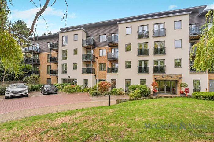 2 Bedroom Apartment For Sale In St. Georges Road, Cheltenham, GL50