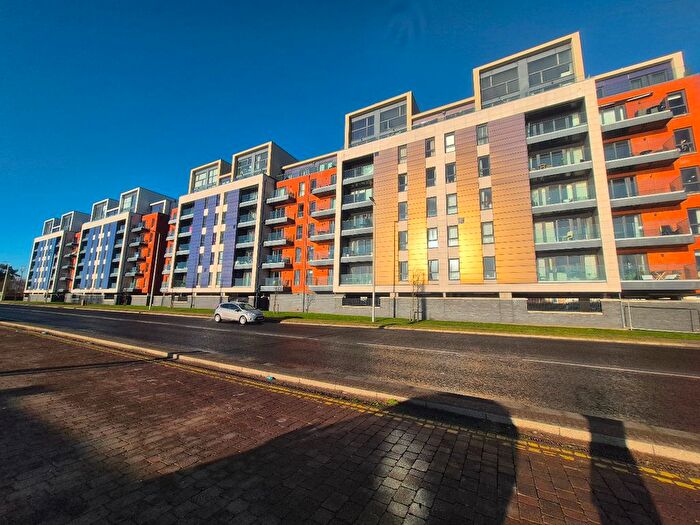 3 Bedroom Flat To Rent In Riverside Drive, City Centre, Dundee, DD2