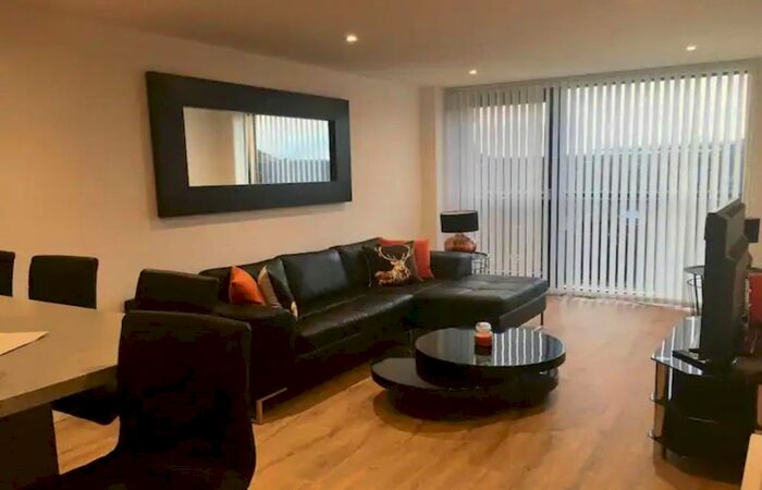 2 Bedroom Flat To Rent In Lancefield Quay, Glasgow, G3