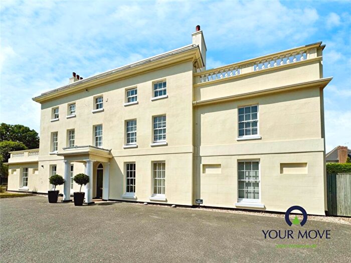 2 Bedroom Flat To Rent In North Foreland Road, Broadstairs, Kent, CT10