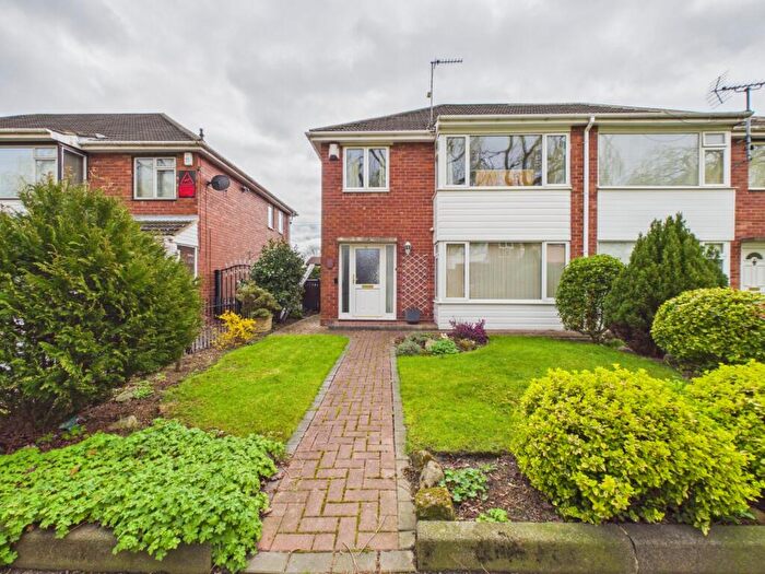 3 Bedroom Semi Detached House For Sale In Dahlia Way, Hebburn, Tyne And Wear, NE31