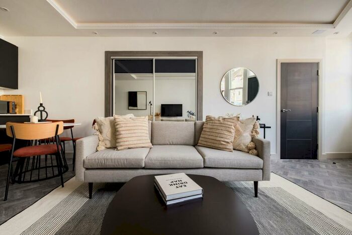 1 Bedroom Flat To Rent In Dorothy Road, Battersea, London, SW11