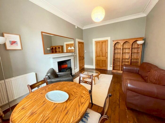 2 Bedroom Flat To Rent In Dumbarton Road, Partick, Glasgow, G11