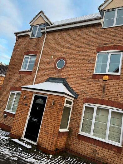 4 Bedroom Detached House To Rent In Thistley Close, Leicester, LE3