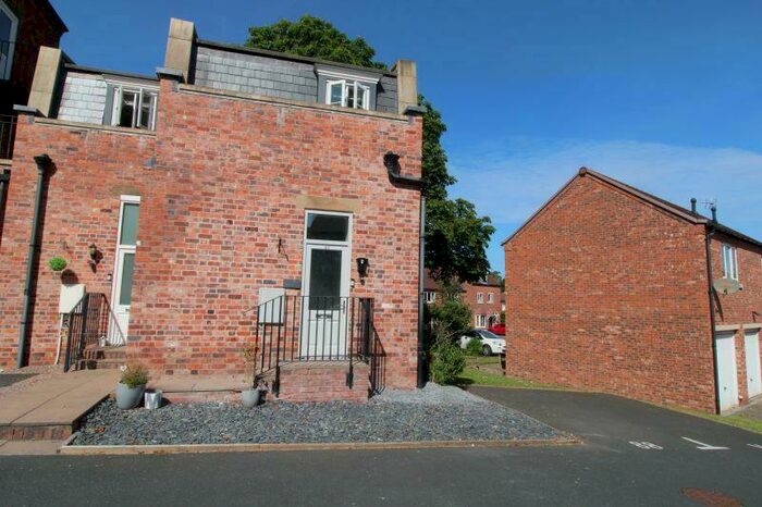 1 Bedroom Apartment To Rent In Marshall Crescent, Stourbridge, DY8