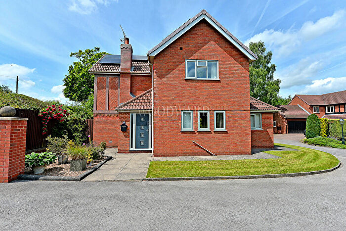 4 Bedroom Detached House For Sale In Belper Road, Stanley Common, DE7