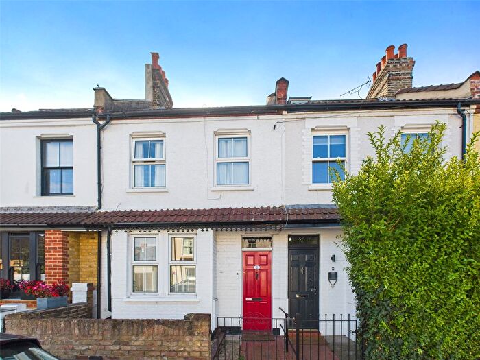 2 Bedroom Terraced House To Rent In Andover Road, Twickenham, TW2
