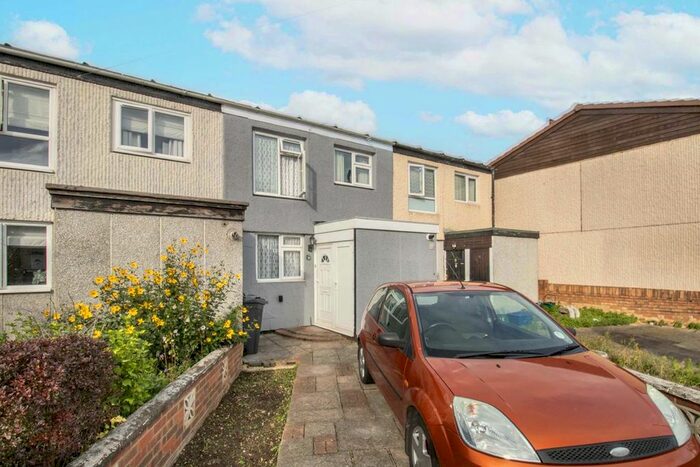 4 Bedroom Property To Rent In Bear Road, Feltham, TW13