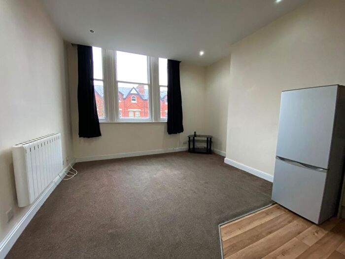 1 Bedroom Flat To Rent In Swinley Road, Wigan, WN1