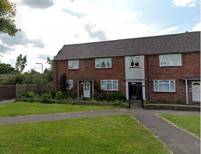 1 Bedroom Apartment To Rent In Chester Road, MK40