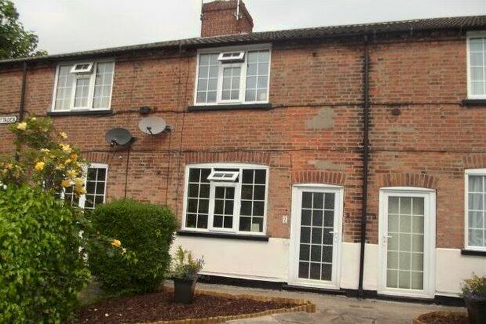 1 Bedroom Cottage To Rent In Palm Cottages, Nottingham, NG5