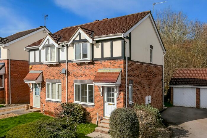 2 Bedroom Semi-Detached House To Rent In Bluebell Walk, Harrogate, HG3