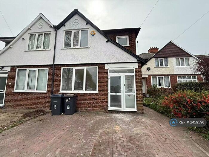 3 Bedroom Semi-Detached House To Rent In Highland Road, Erdington, Birmingham, B23
