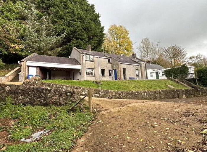 5 Bedroom Detached House For Sale In Bluebell House & Annies Cottage, - Springhill Road, Moneymore, BT45