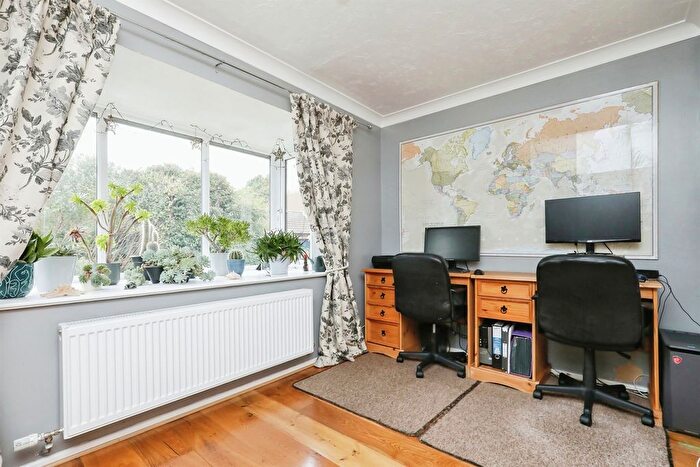 5 Bedroom Detached House For Sale In Windsor Park, Dereham, NR19