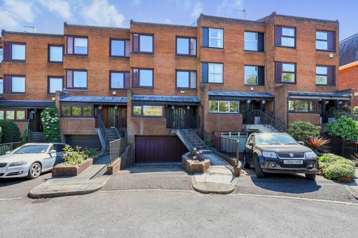 4 Bedroom Terraced House To Rent In Walham Rise, Wimbledon Hill Road, London, SW19