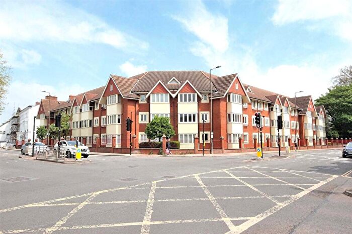 2 Bedroom Apartment For Sale In Olivier Court, Union Street, Bedford, Bedfordshire, MK40