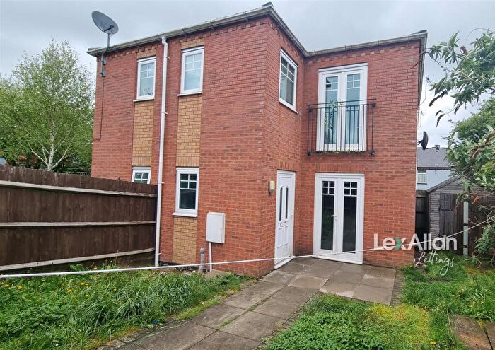 2 Bedroom Terraced House To Rent In Clarence Street, Dudley, DY3