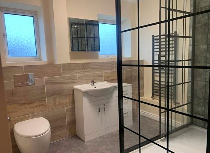 2 Bedroom House To Rent In Didcot Close, Chesterfield, S40