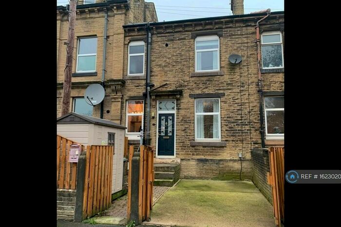 2 Bedroom Terraced House To Rent In First Street, Low Moor, Bradford, BD12