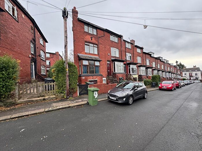 5 Bedroom Terraced House To Rent In Manor Drive, Leeds, West Yorkshire, LS6